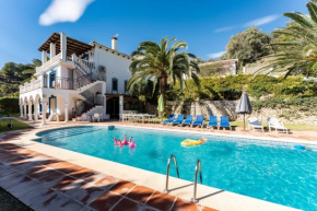 Andalucían Villa with huge Pool, Sea view, Billiard and Ping Pong